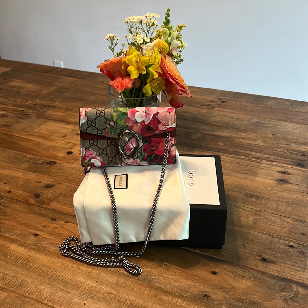 Mini Gucci floral bag